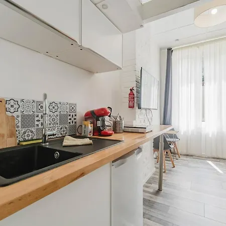 L'estival, T2 A 5min De La Gare Avec Wifi شقة